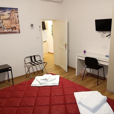 B&B Fiera Station Rooms Bologna Exterior foto